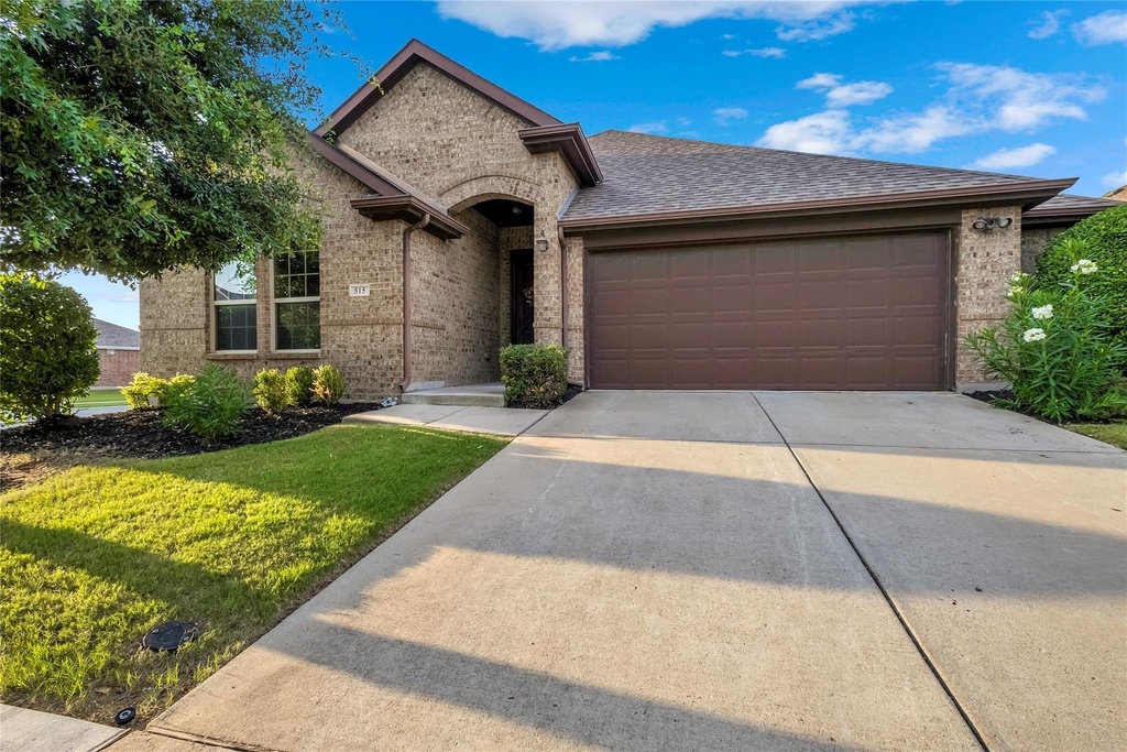 515 Barnstorm Drive - Photo 0