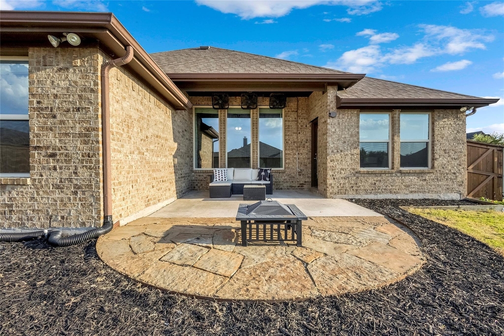 515 Barnstorm Drive - Photo 1