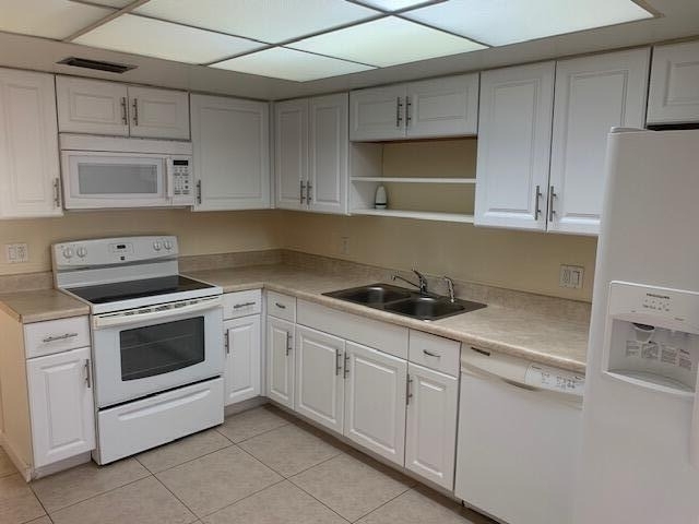431 Jupiter Lakes Boulevard - Photo 3