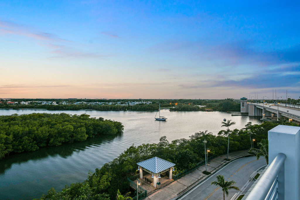 1 S Coastal Way - Photo 40