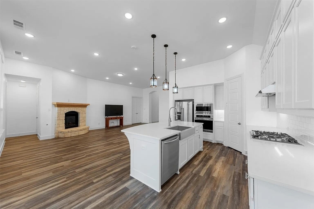 2025 St Andrews Drive - Photo 6