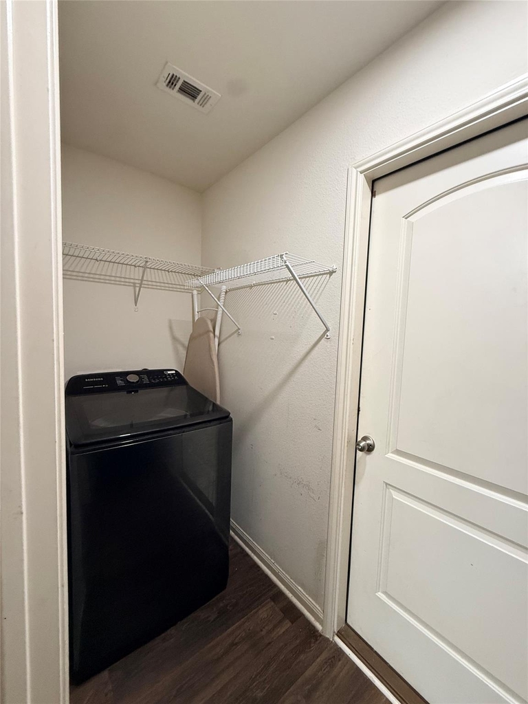 1401 Macy Lane - Photo 10