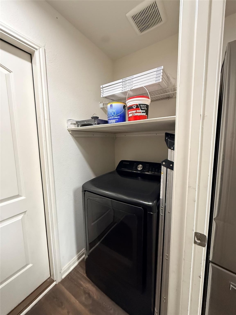 1401 Macy Lane - Photo 11