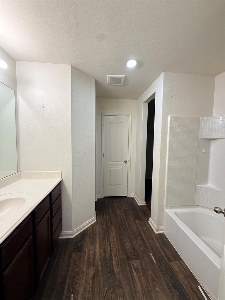 1401 Macy Lane - Photo 15