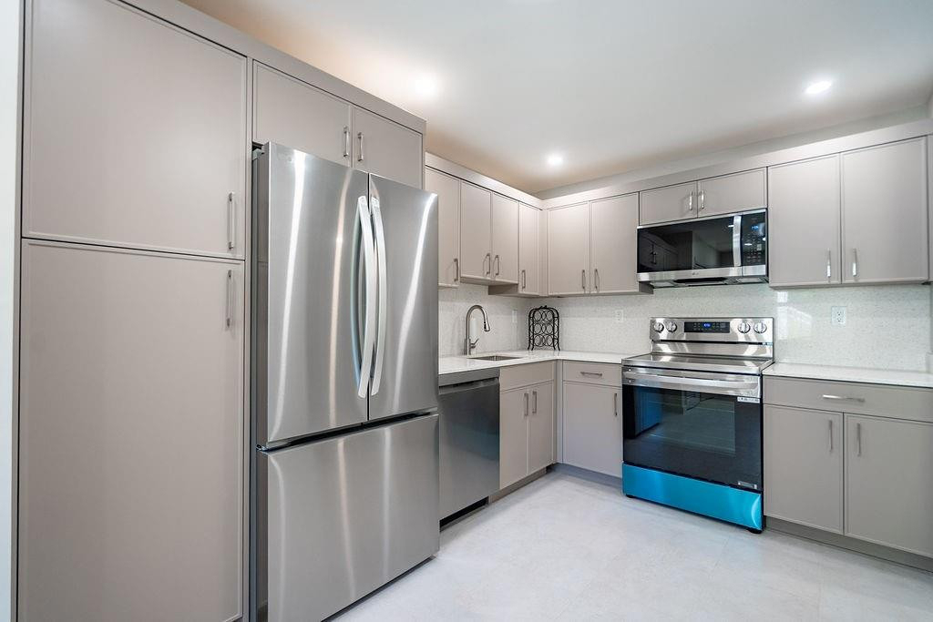 3175 Ne 48th Court - Photo 4