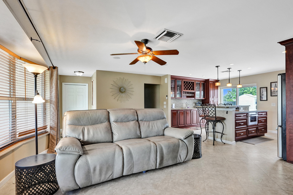 80 Se 10th Street - Photo 5