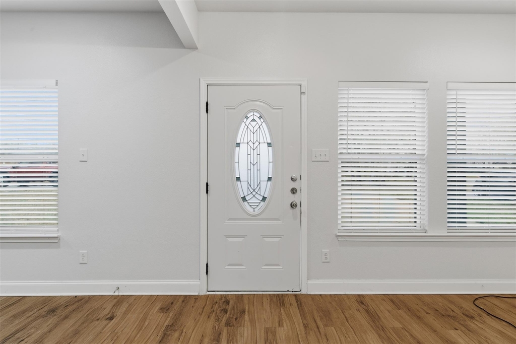 4805 Pickett - Photo 1