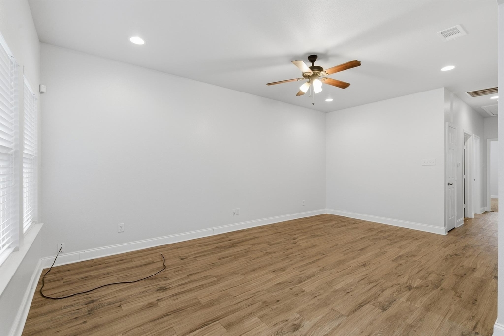4805 Pickett - Photo 10