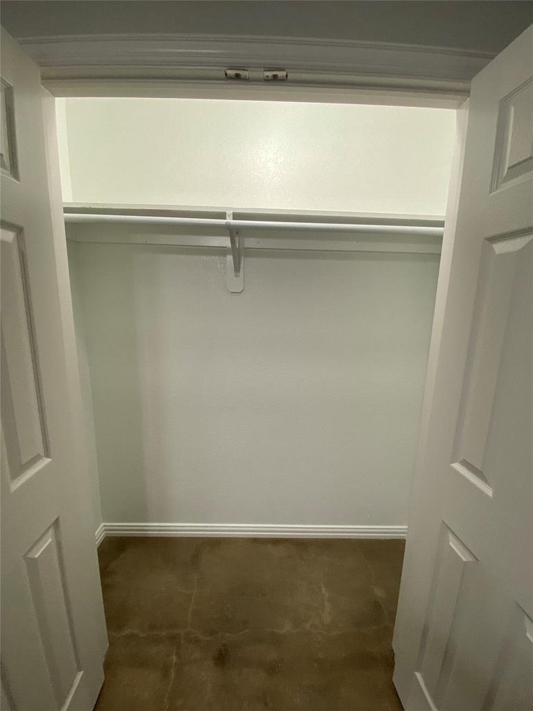 1017 S Scullin Avenue - Photo 8