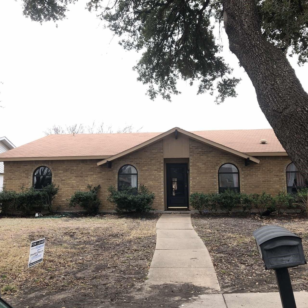 2417 Norway Drive - Photo 0