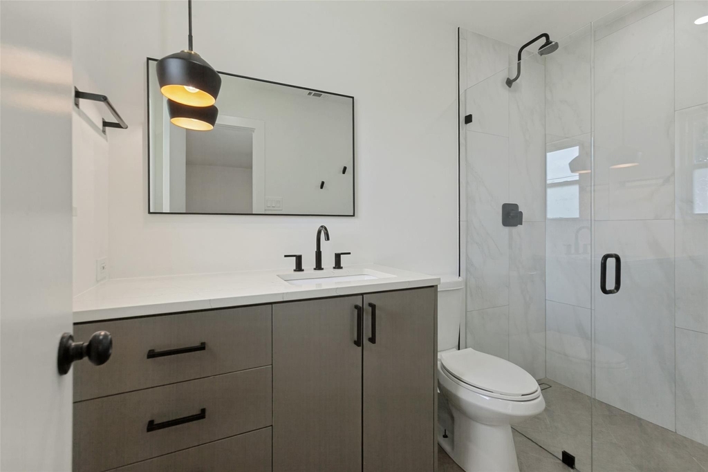 2413 Patricia Lane - Photo 17
