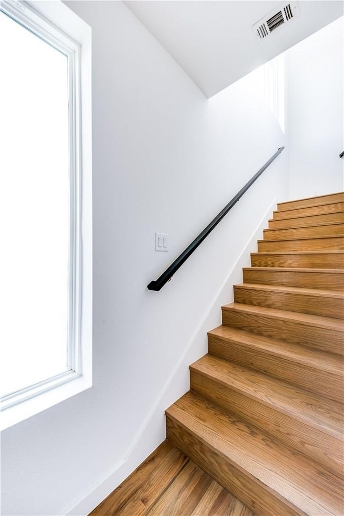 1715 Bennett Avenue - Photo 22