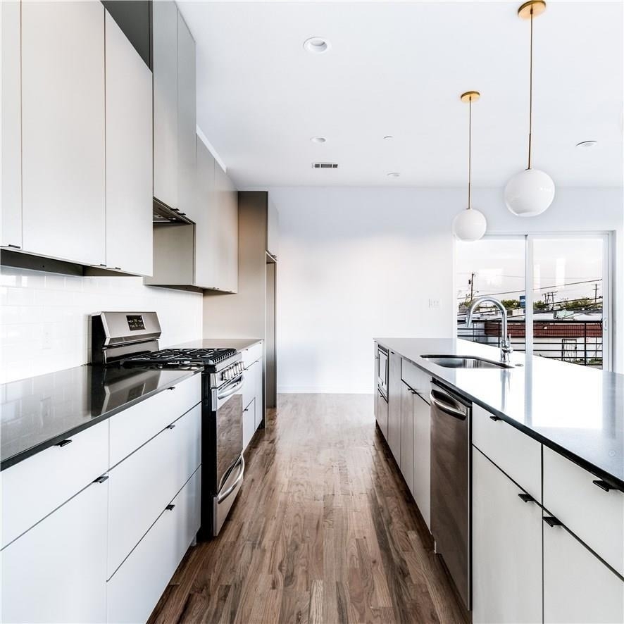 1715 Bennett Avenue - Photo 36
