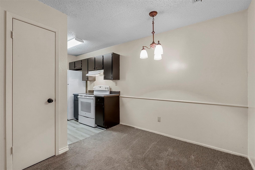 5981 Arapaho Road - Photo 5