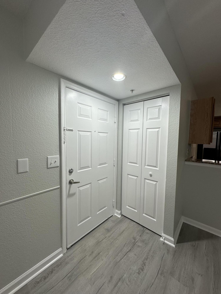 291 Sw Palm Drive - Photo 4