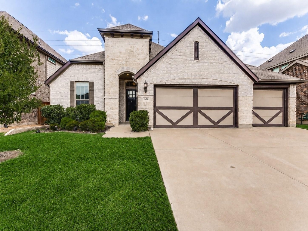 1520 Eleanor Drive - Photo 0