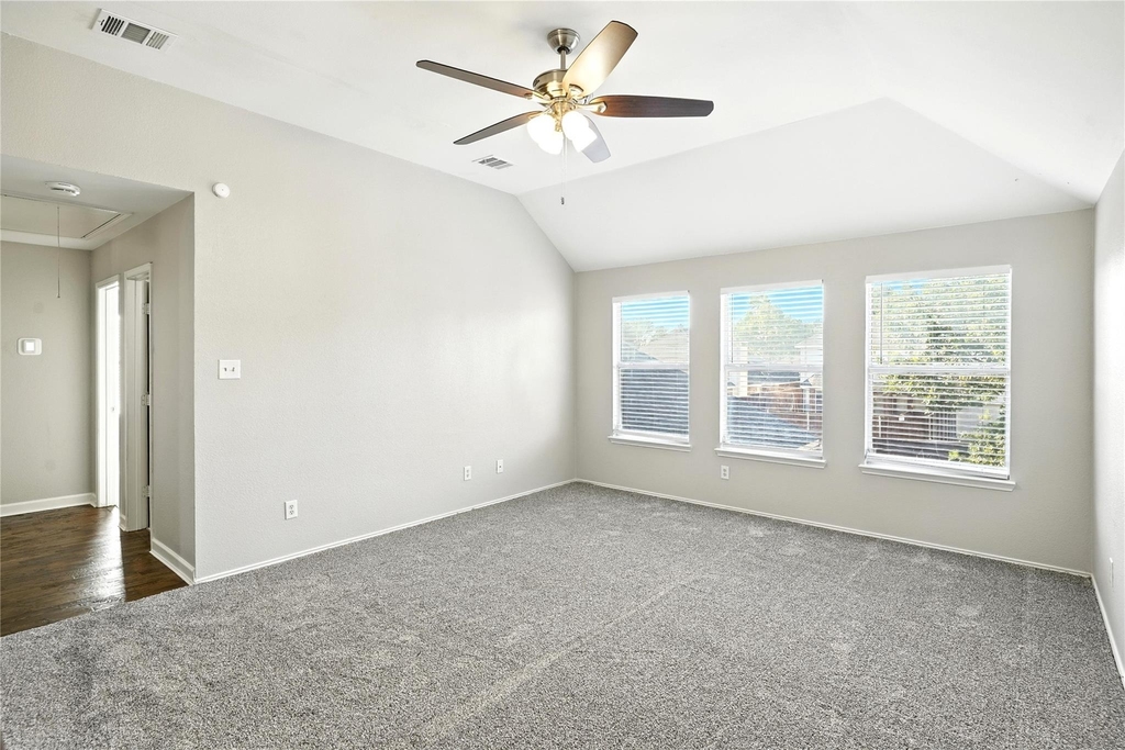 9808 Enmore Lane - Photo 19