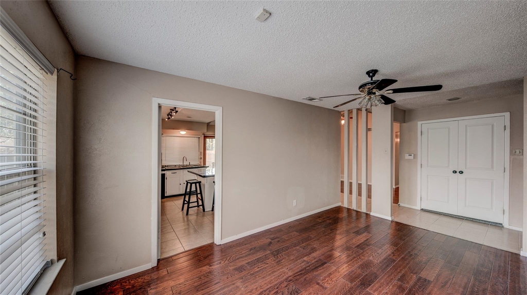 638 Cranbrook Park - Photo 15