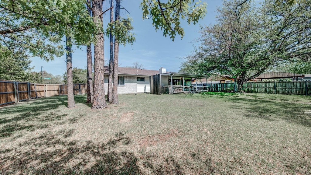 638 Cranbrook Park - Photo 0