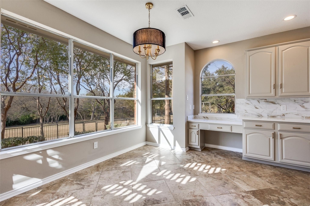 2822 Roundrock - Photo 11