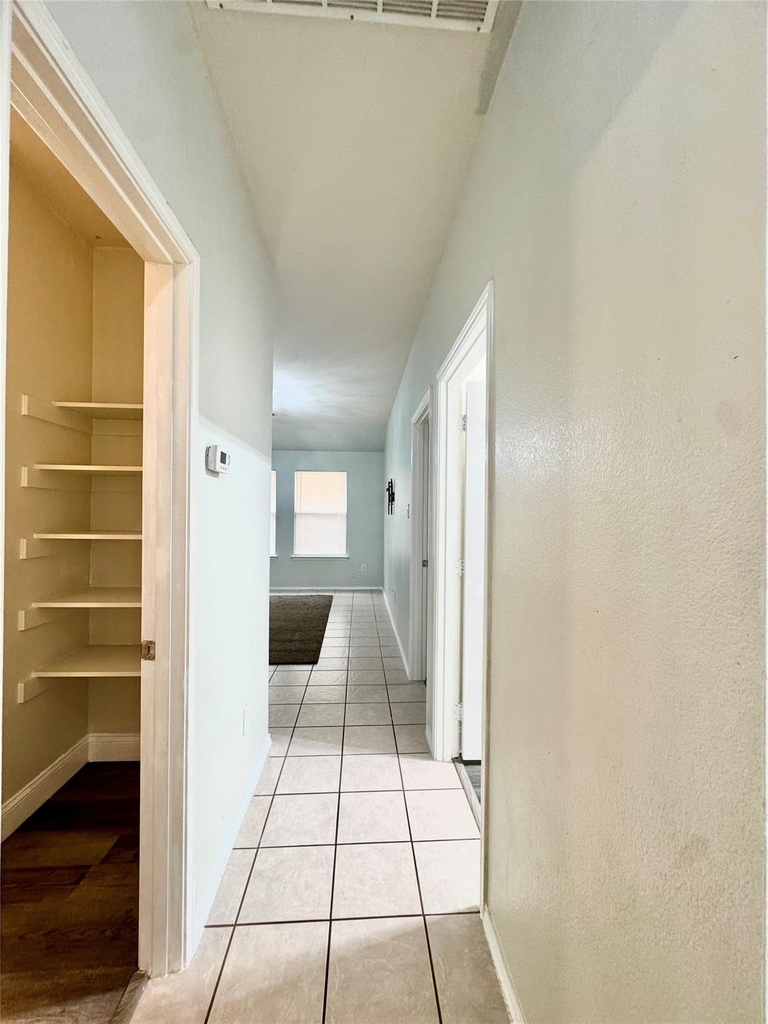 2812 Park Place Drive - Photo 28
