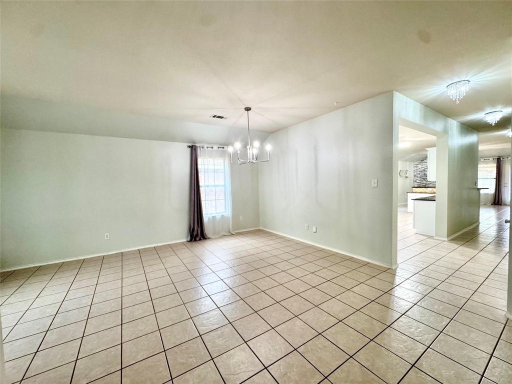 2812 Park Place Drive - Photo 5