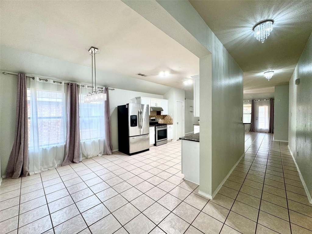 2812 Park Place Drive - Photo 11