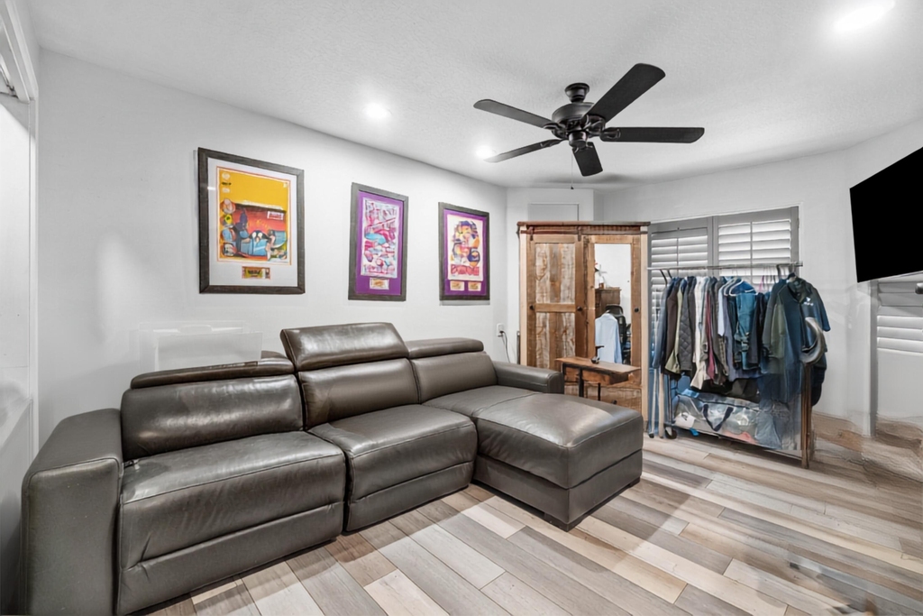 5705 Nw 42nd Court - Photo 30
