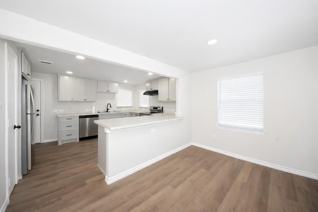 1119 Salt Creek Road - Photo 9