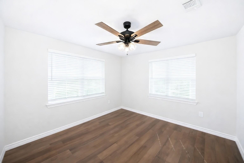 1119 Salt Creek Road - Photo 15