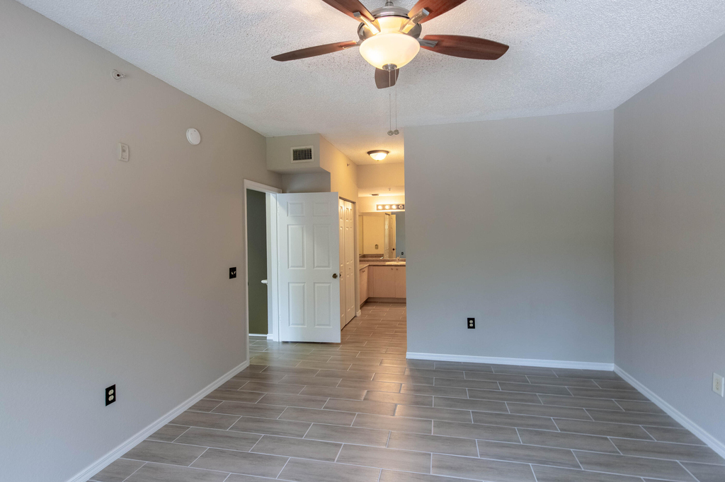 350 Crestwood Circle - Photo 14