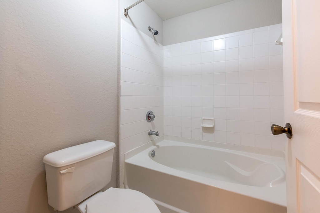 350 Crestwood Circle - Photo 17