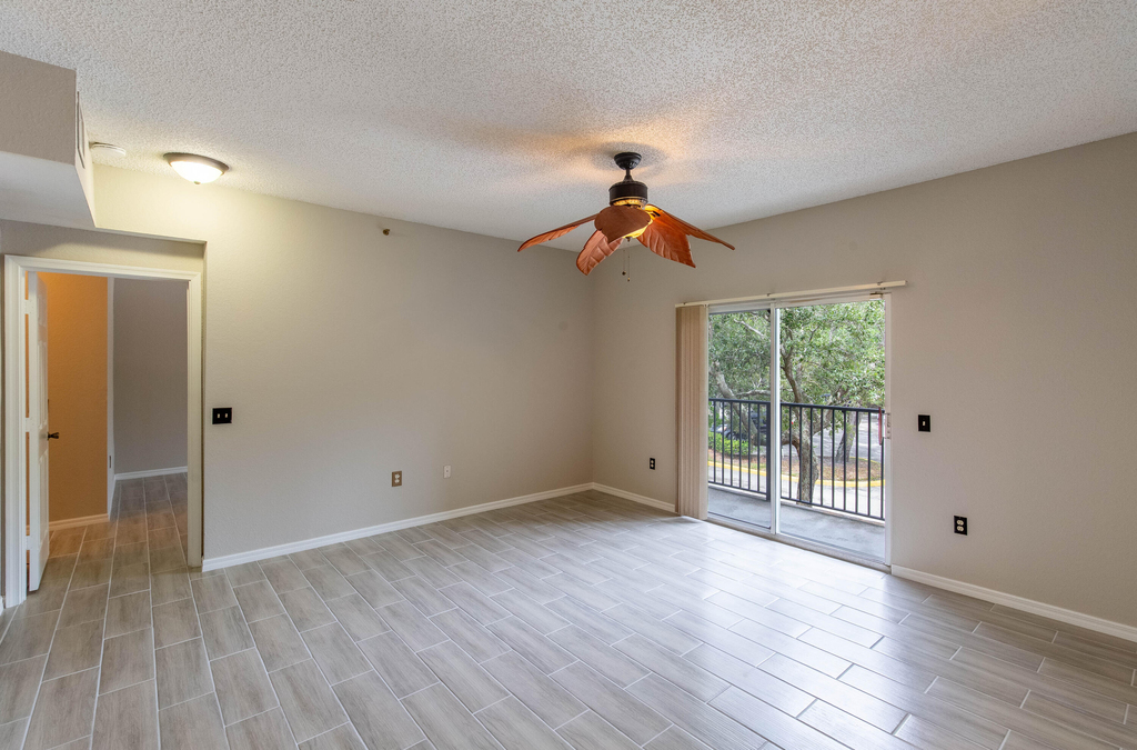 350 Crestwood Circle - Photo 8