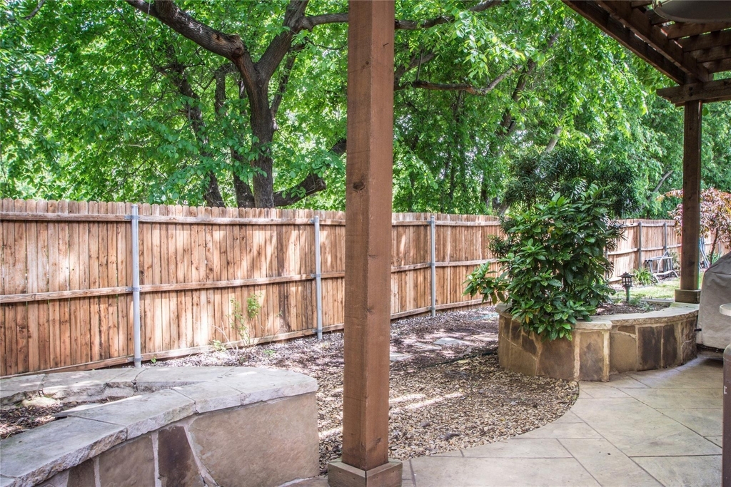 4504 Narrowbrook Drive - Photo 32