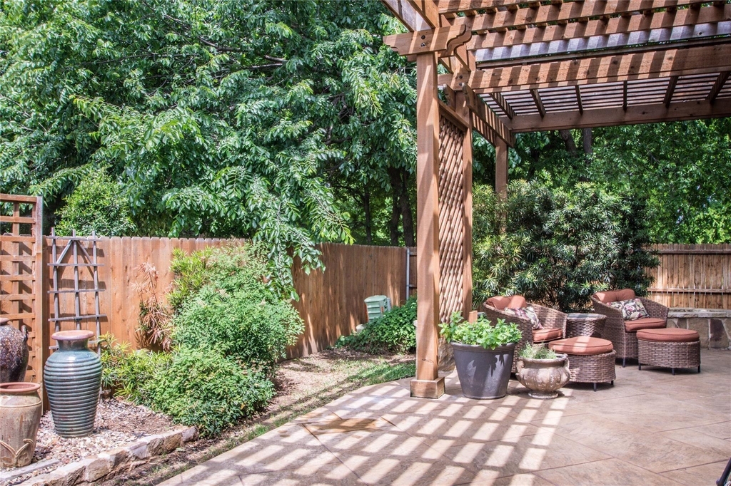 4504 Narrowbrook Drive - Photo 37