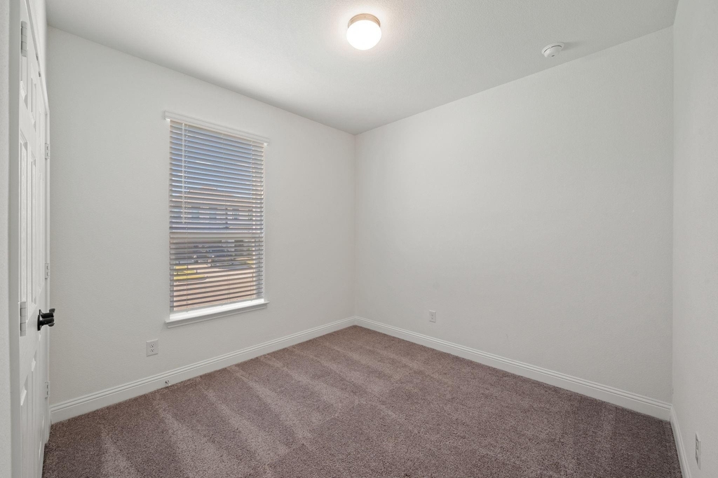 949 Brock Drive - Photo 10