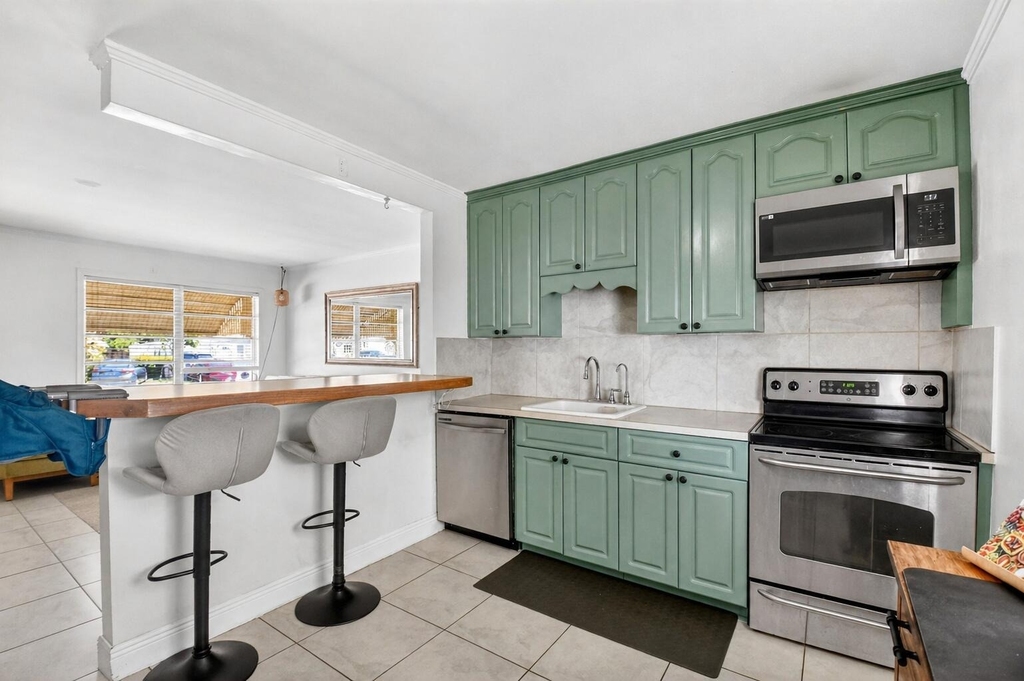 3017 Buckley Avenue - Photo 1