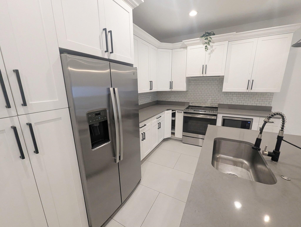 6872 Australian Street - Photo 5