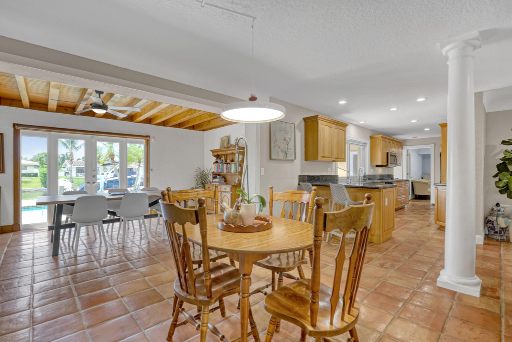 2100 Ne 30th Street - Photo 20