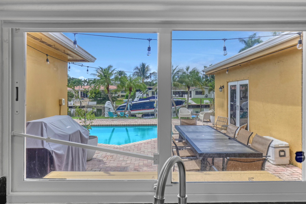 2100 Ne 30th Street - Photo 24