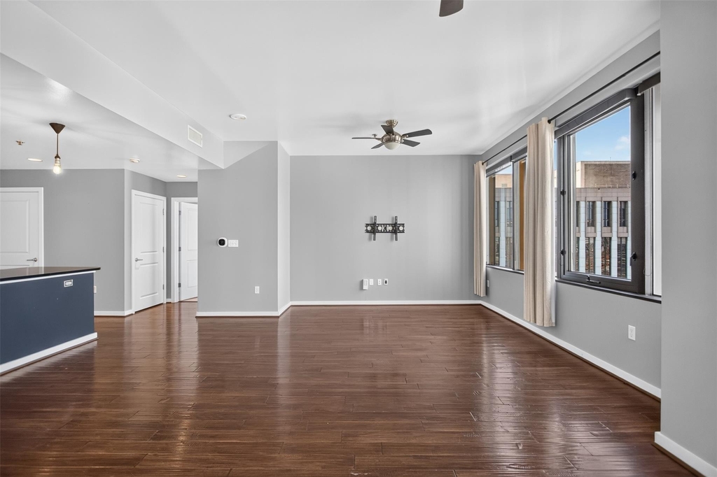 1200 Main Street - Photo 8