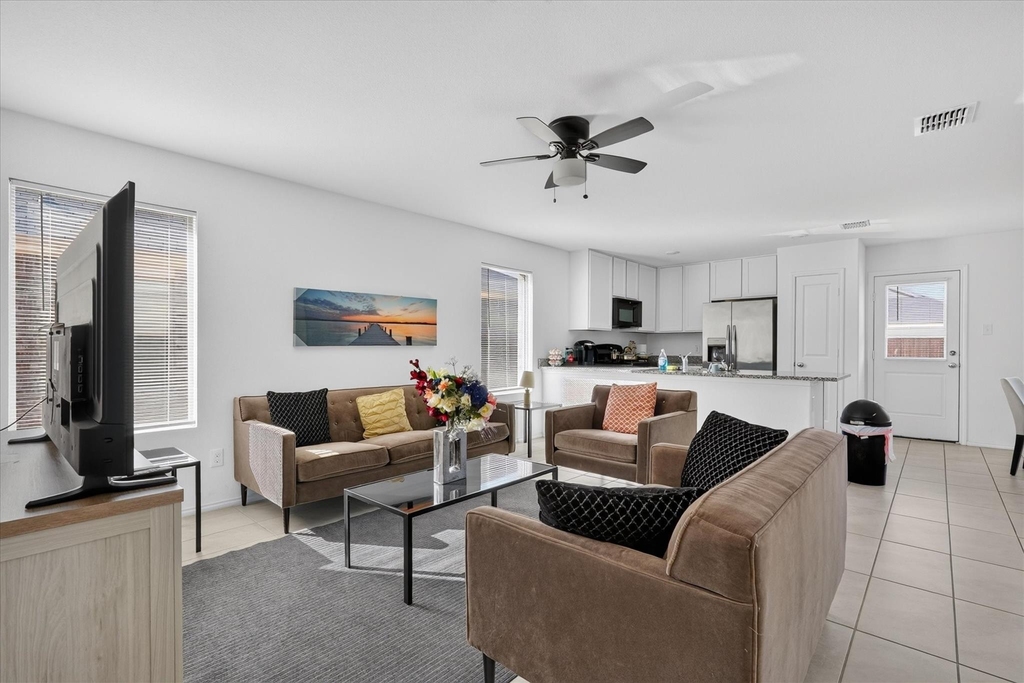 2209 Ava Drive - Photo 3