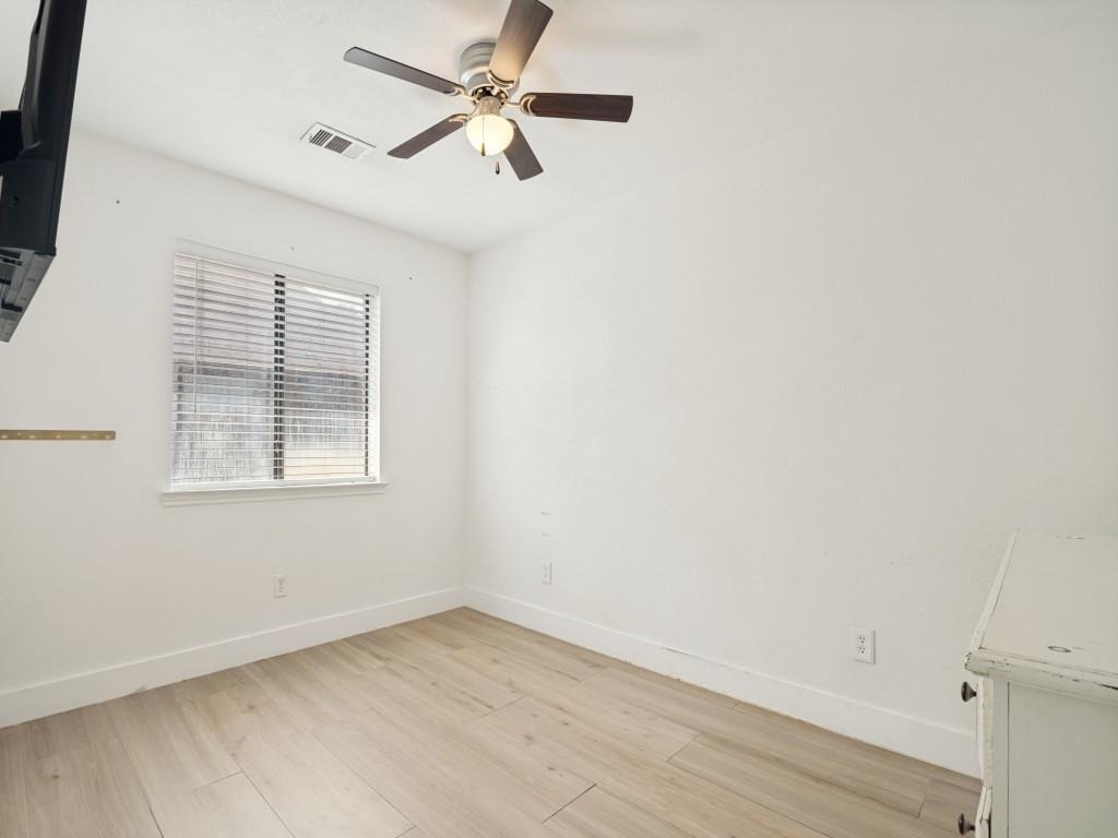 8421 Liberty Lane - Photo 16