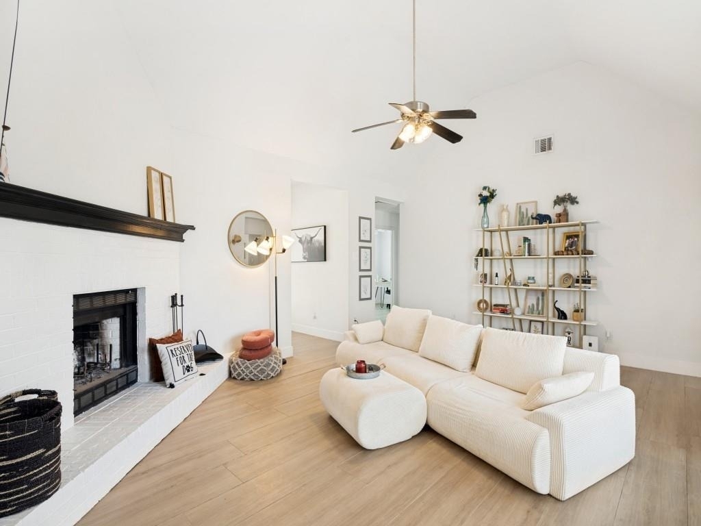 8421 Liberty Lane - Photo 4