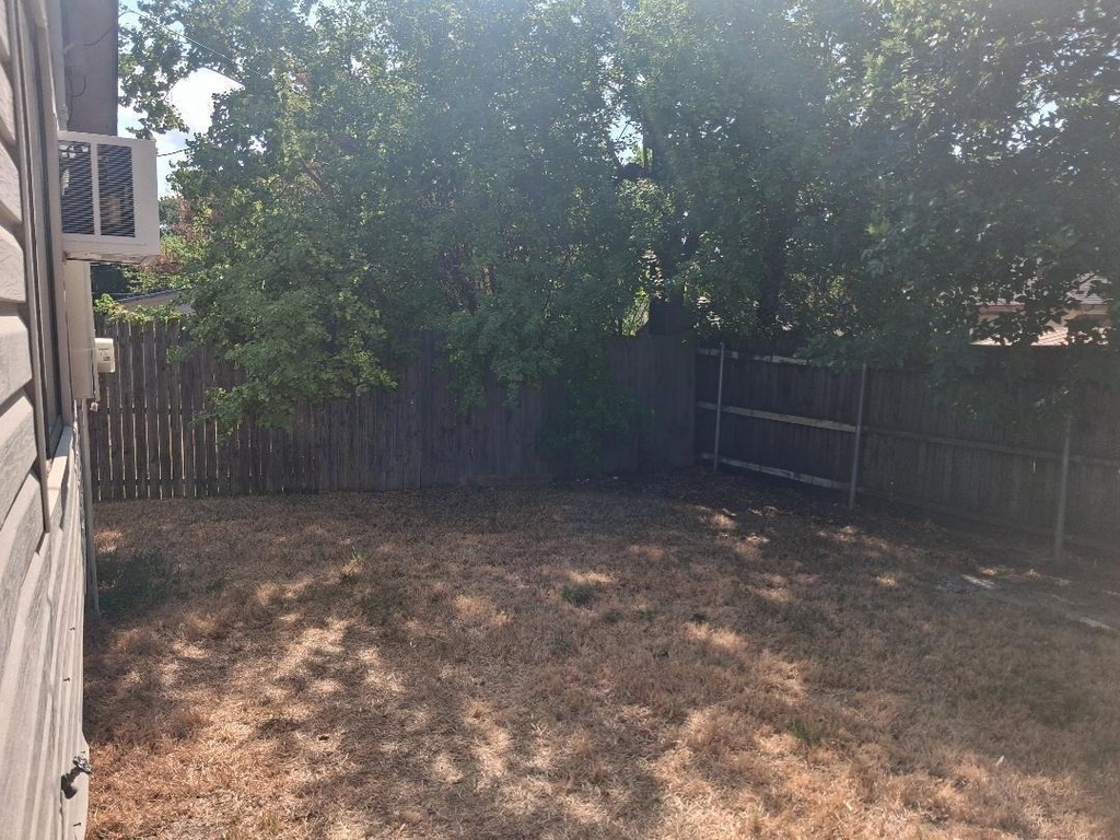 404 Benjamin Lane - Photo 18