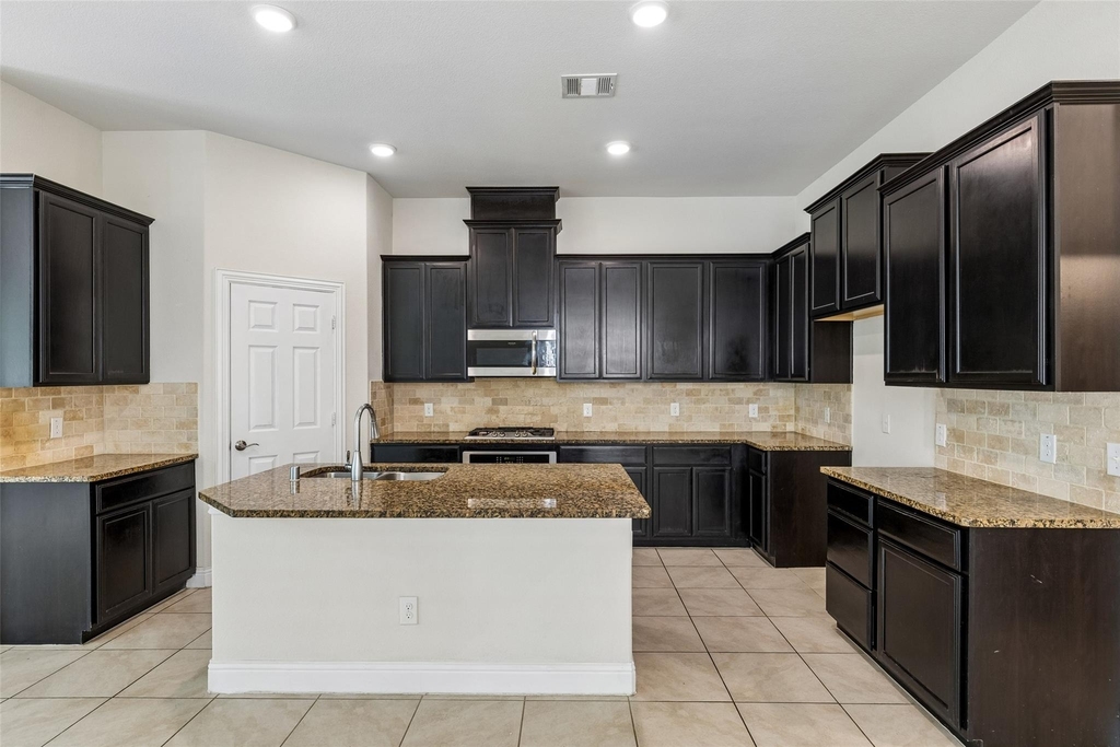 3808 Kendall Road - Photo 9