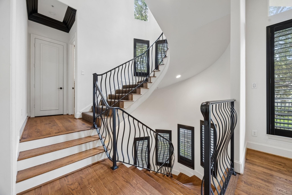 4039 Holland Avenue - Photo 6