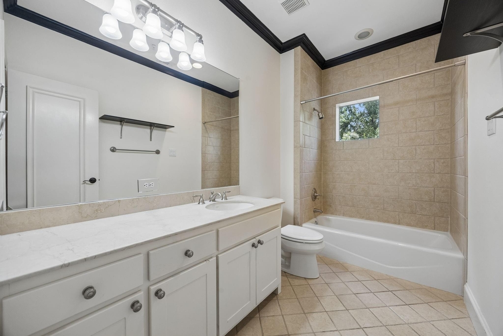 4039 Holland Avenue - Photo 8