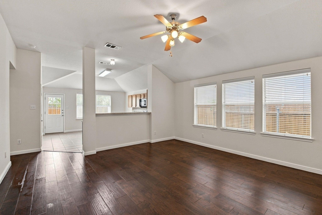 3513 Truman Street - Photo 6