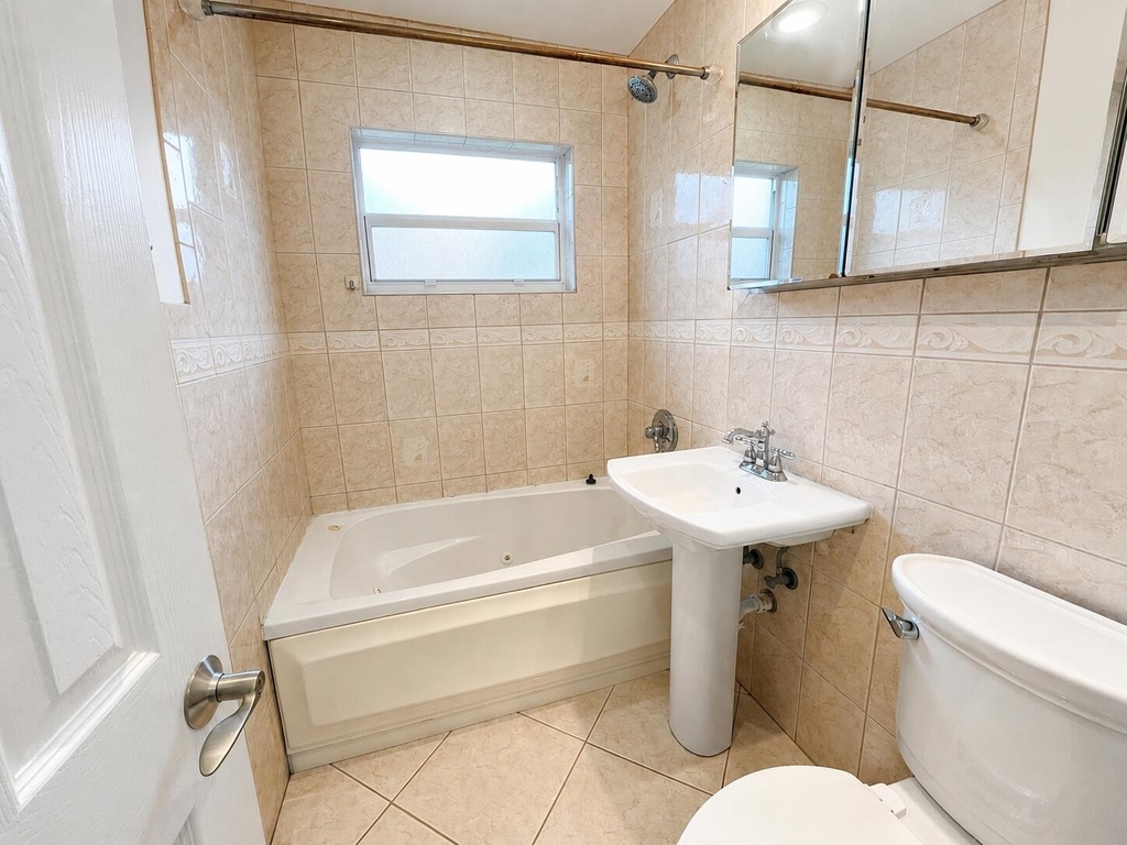 1401 S Deerfield Avenue - Photo 7